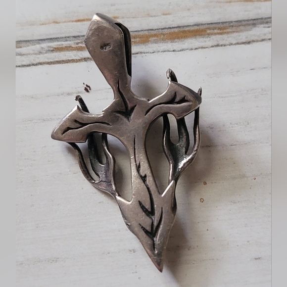 Heavy | 925 | Gothic Cross Pendant | EUC - Picture 6 of 9